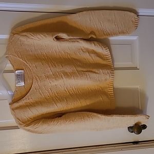 Knit street yellow sweater, size medium, good condition